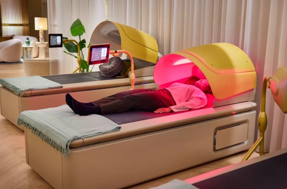 Op deze warme waterbedden krijg je een heerlijke massage. Beeld: Rituals Op deze warme waterbedden krijg je een heerlijke massage. Beeld: Rituals